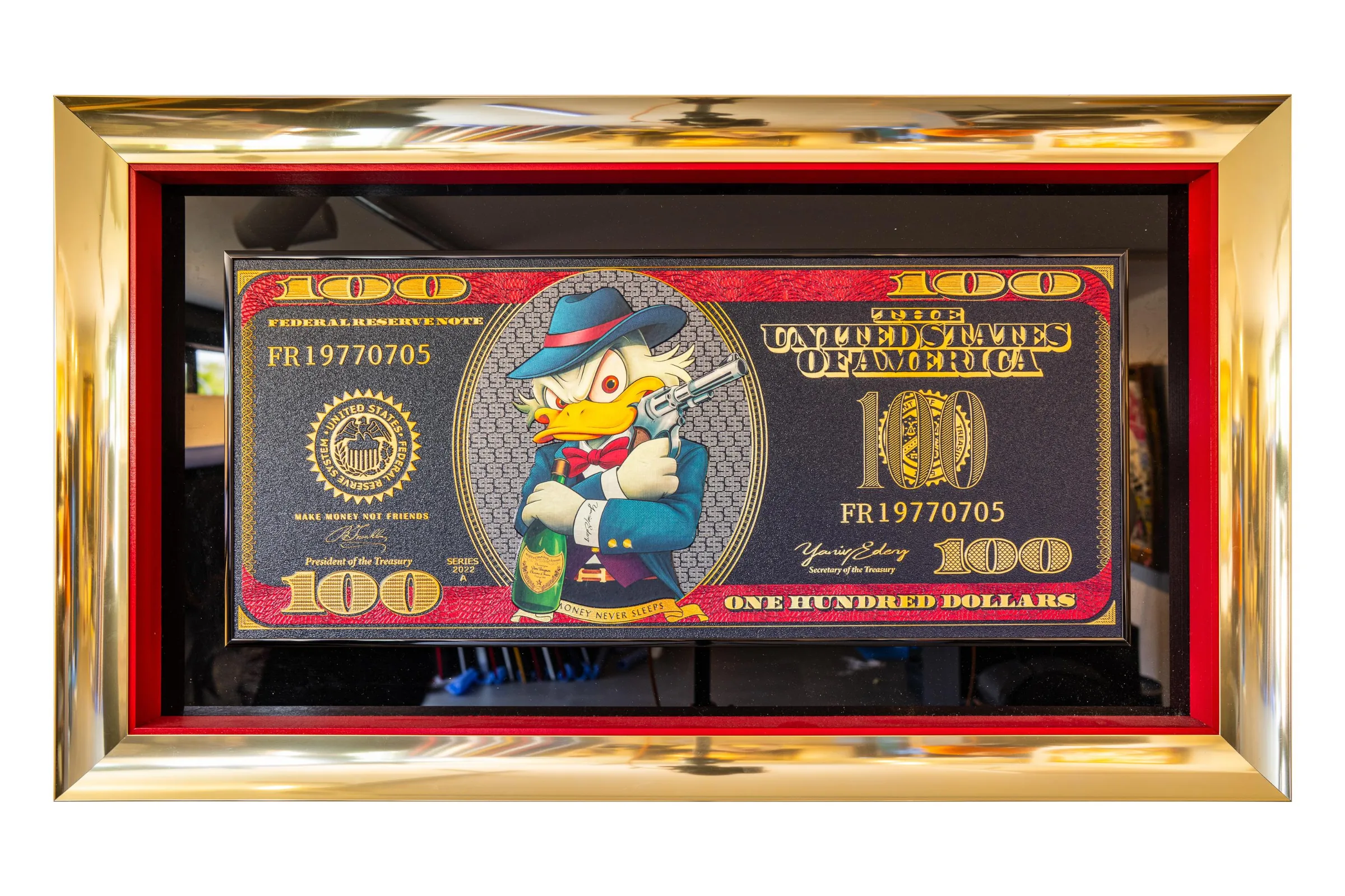Dollar Bill Dagobert Gun — Yaniv Edery